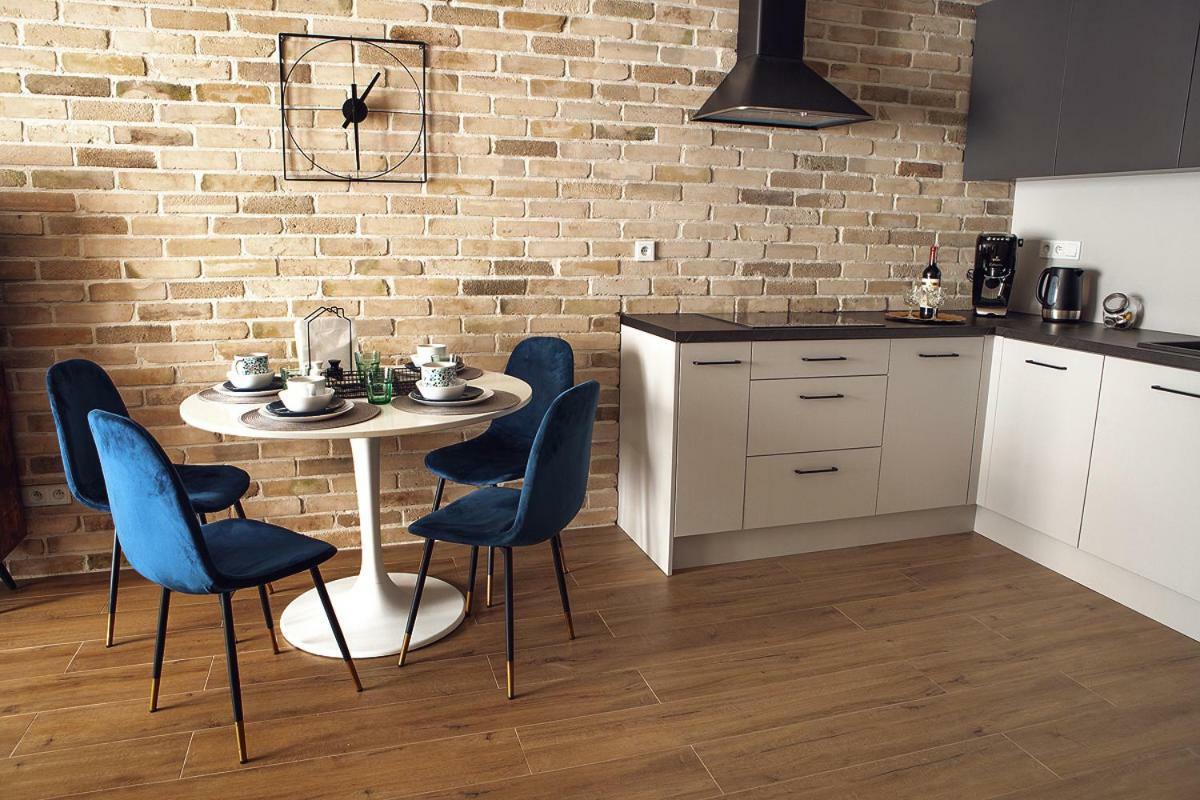 Concept One Apartment Cracovie Extérieur photo